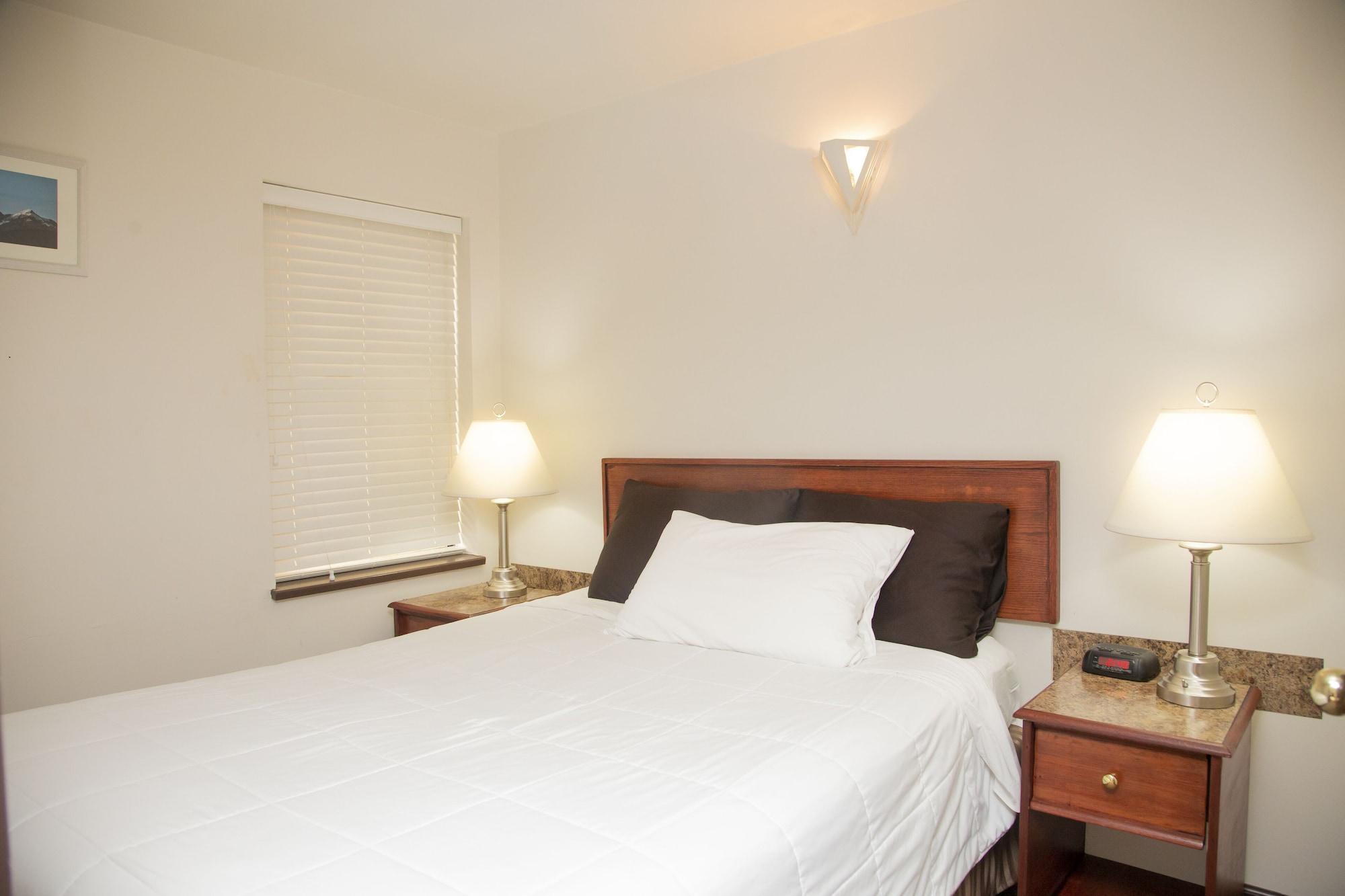 Happy Day Inn Burnaby Exteriér fotografie