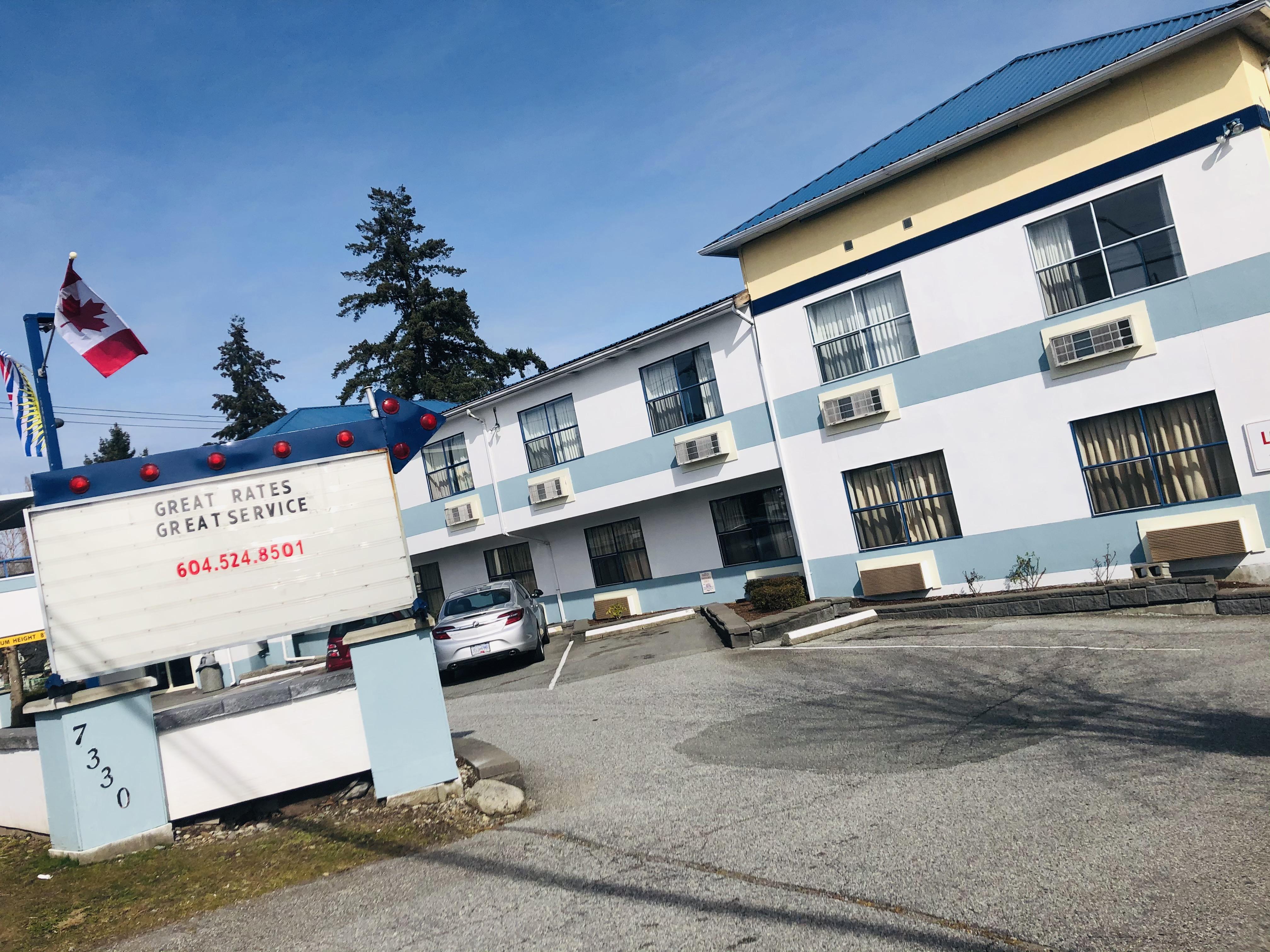Happy Day Inn Burnaby Exteriér fotografie