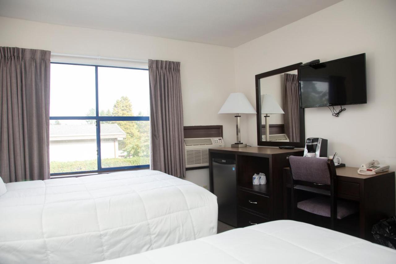 Happy Day Inn Burnaby Exteriér fotografie